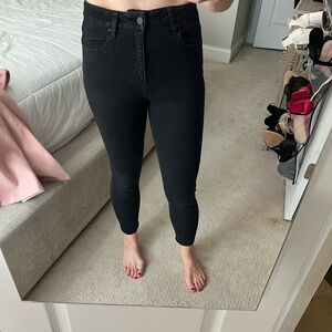 Lulu's Classic Black Skinny Jeans